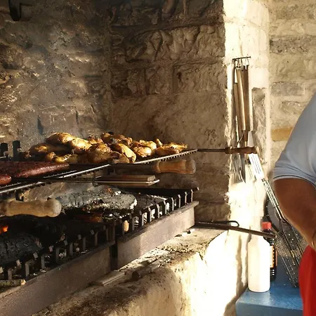 Hébergement de vacances Le Manoir De La Foye *