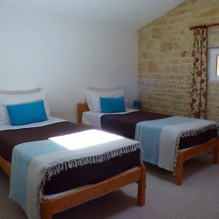 Le Manoir De La Foye Hébergement de vacances *